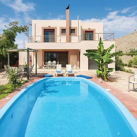 Chrysa Villa *